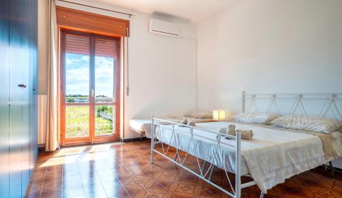 Superior One-Bedroom Apartment with Balcony