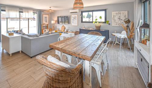 Four-Bedroom Holiday Home