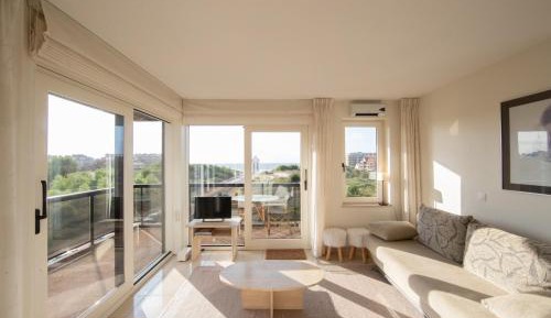 Two-Bedroom Apartment with Terrace and Sea View
