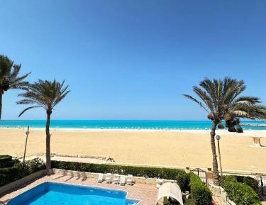 Villa - Beach Front