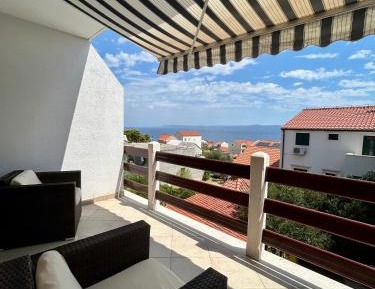 Apartment with Sea View