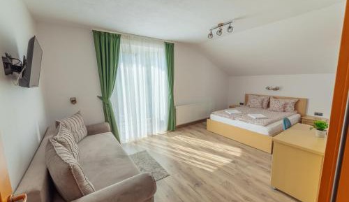 Quadruple Room with Balcony