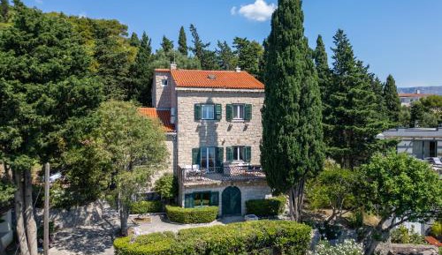 Villa with Sea View