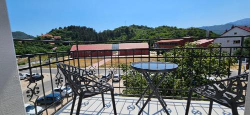 Superior One-Bedroom Apartment with Balcony
