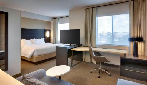 King Studio Suite with Sofa Bed