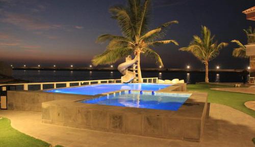 Villa - Beach Front