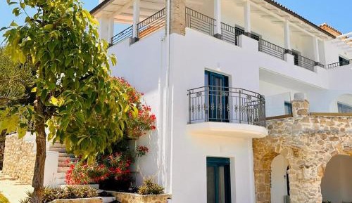 Villa with Sea View