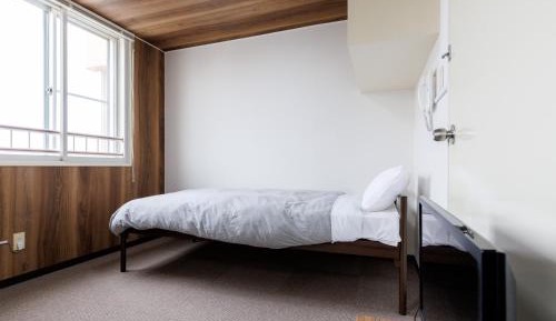Twin Room with Shared Toilet