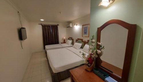 Triple Room