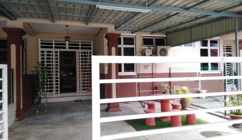 One-Bedroom House