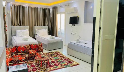 Economy Triple Room