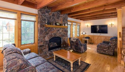 Six-Bedroom Holiday Home