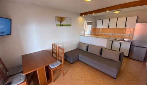 One-Bedroom Apartment with Terrace and Sea View