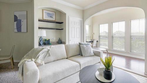 One-Bedroom Standard Apartment