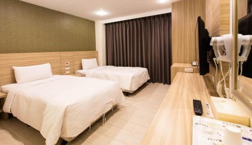Standard Twin Room