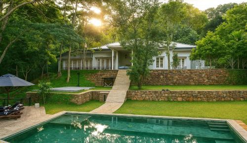Entire Villa with Mountain View