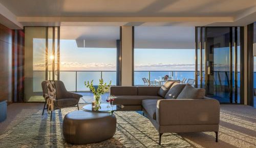 Three-Bedroom Sky Home