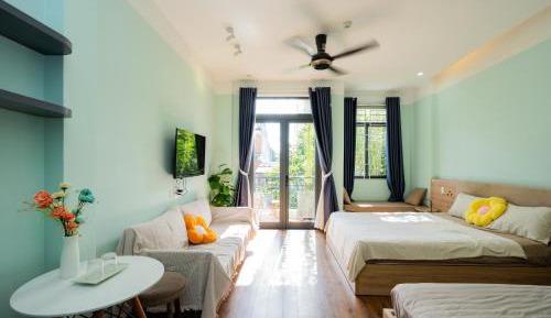 Studio with Balcony