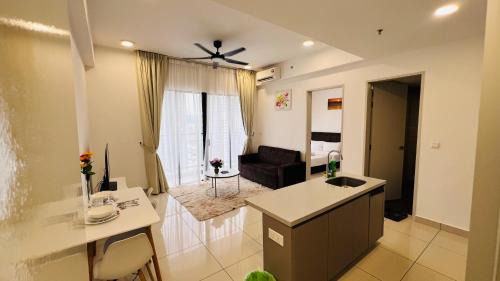 Two-Bedroom Apartment with City View