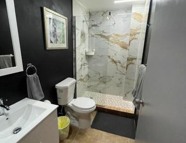 Deluxe Studio