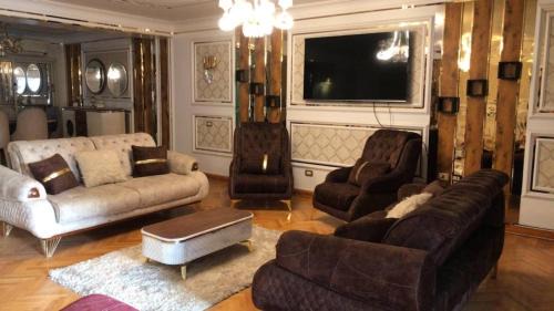 Three-Bedroom Premium Apartment