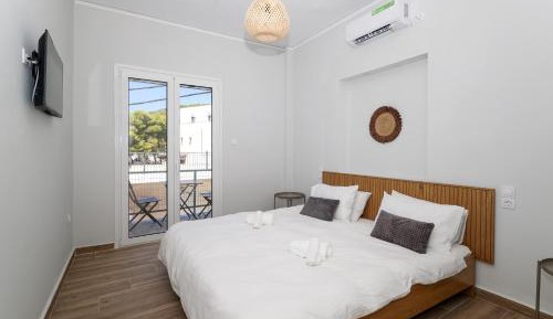 Studio Apartment with Balcony