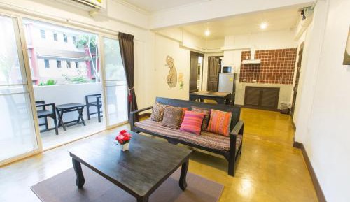 One Bedroom Grand Suite with Balcony