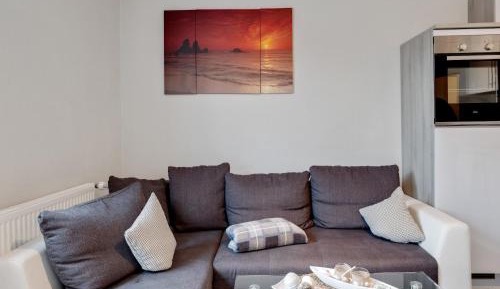 Apartment 03
