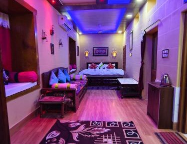 Deluxe Suite