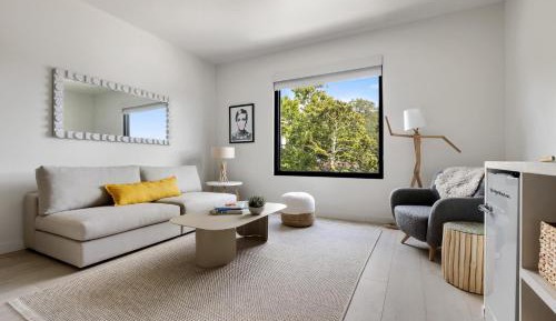 One-Bedroom Studio