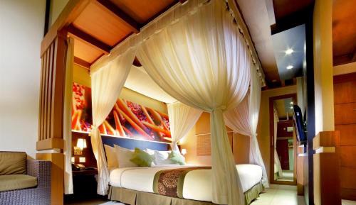 Two-Bedroom Family Suite