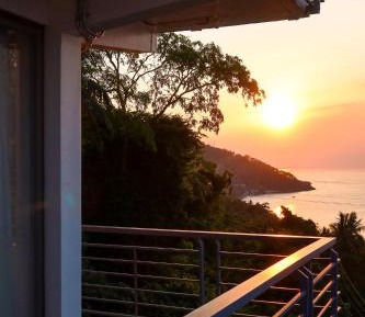 Deluxe Suite with Sea View
