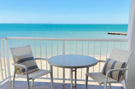 Apartment with Sea View