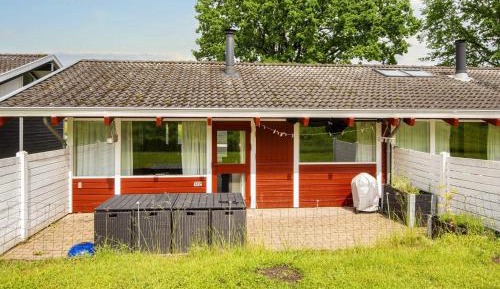 Two-Bedroom Holiday Home
