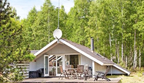 Three-Bedroom Holiday Home 