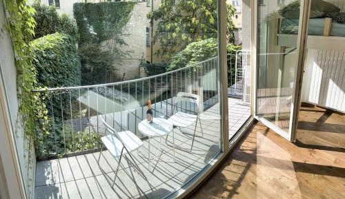 Deluxe One-Bedroom Apartment with Garden View