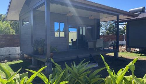 Bungalow with Garden View