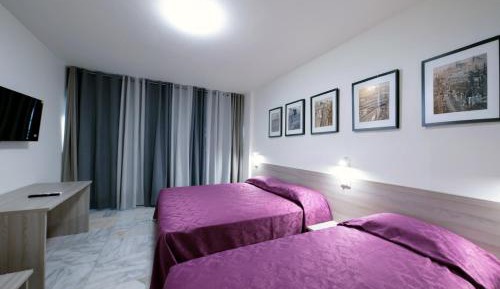 Comfort Triple Room with Shower