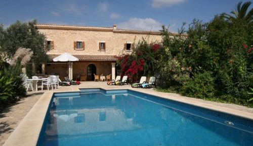 Seven-Bedroom Holiday Home