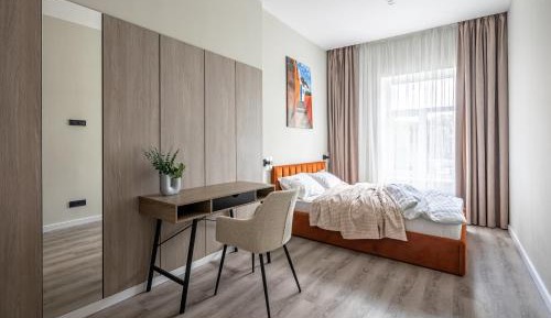One-Bedroom Apartment