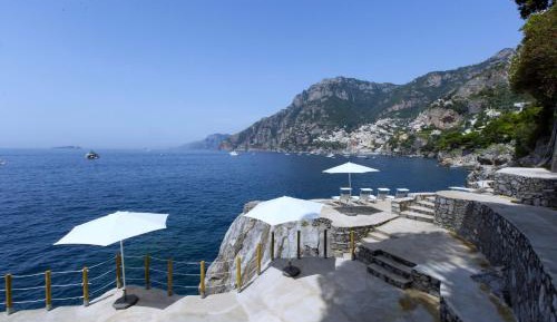 Villa - Beach Front