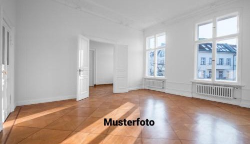 Apartment with Garden View