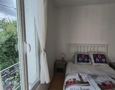 Apartment with Garden View