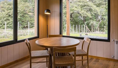 Apartment with Mountain View