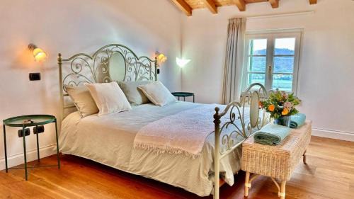Deluxe Double Room with Shower