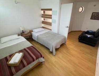 Standard Twin Room with Shared Bathroom
