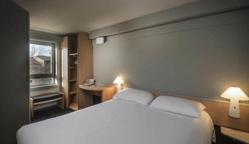 Standard Double Room with Double Bed