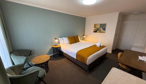 Standard King Room