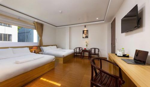 Twin Room with Private Bathroom