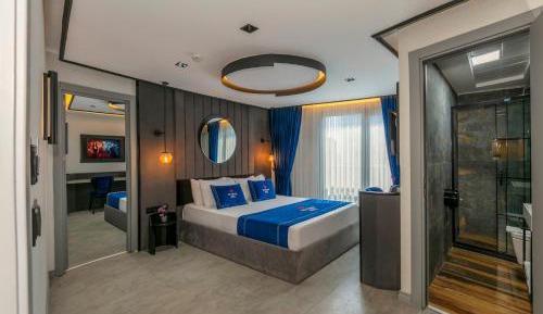 Deluxe Quadruple Room